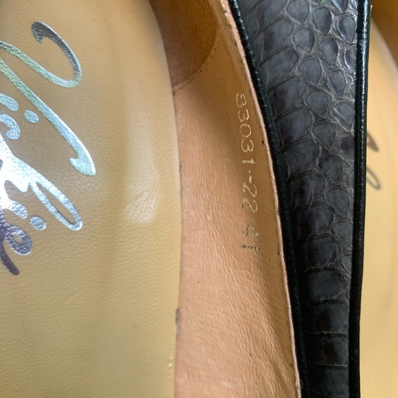 VICKIE Hong Kong Snakeskin Peep-Toe Pumps - Picture 10 of 12